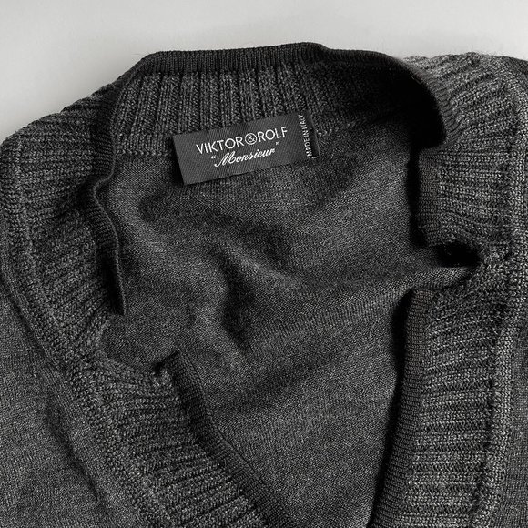 Charcoal Viktor+Rolf sweater - Picture 2 of 3